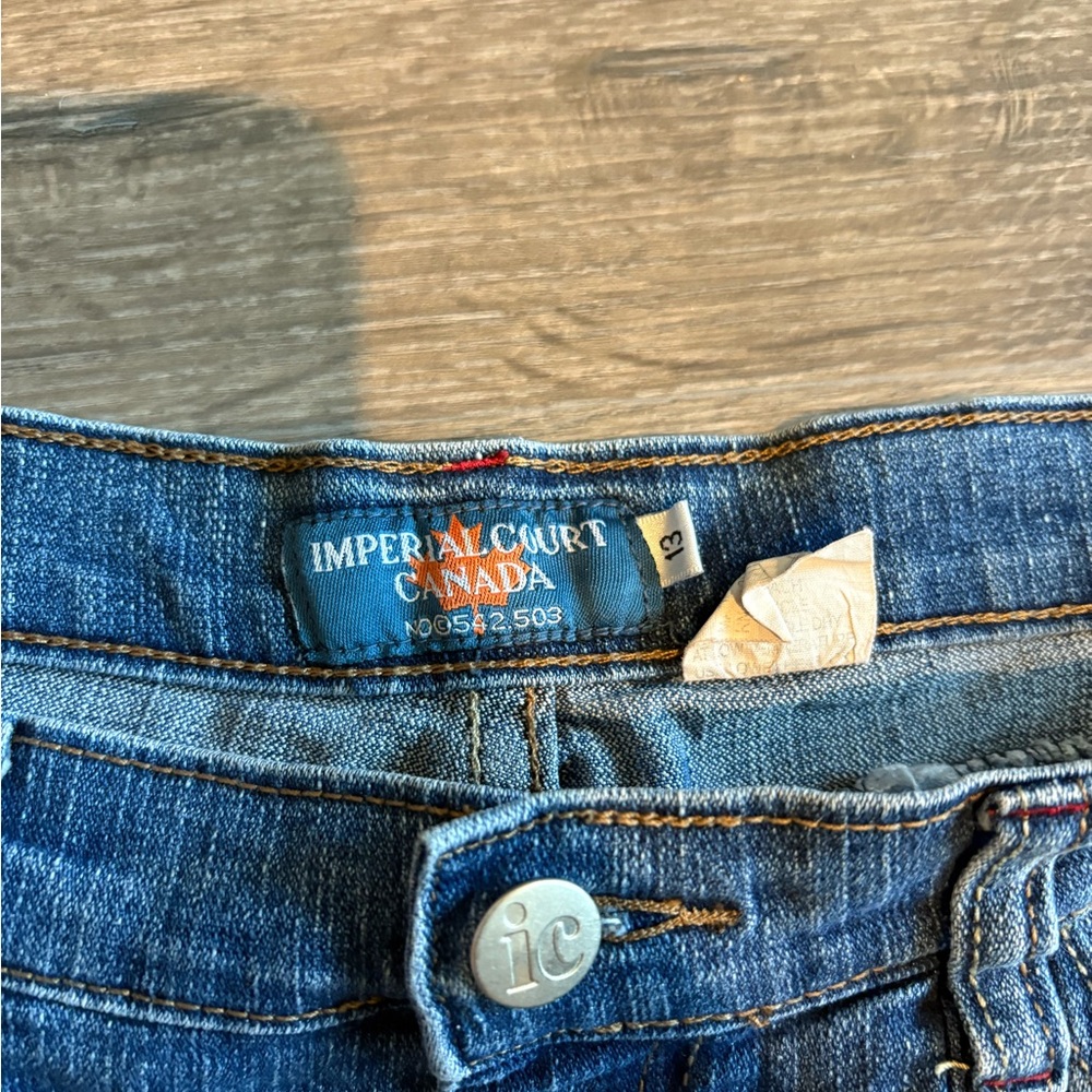 Y2K Mid Rise Flare Jeans - Picture 3 of 9